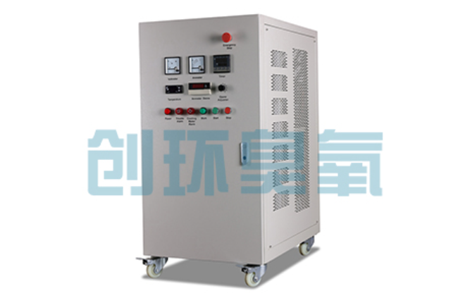 阿勒泰冬季养殖场密闭消毒双赢方案：臭氧发生器在工厂化水产与畜牧场景的安全应用